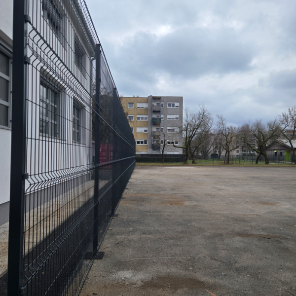 Mestna občina Ljubljana - Mladinski dom Nove Jarše - Ljubljana